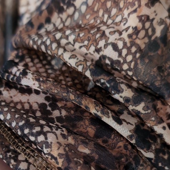 NWOT Zara | Snakeskin Brown and Black Long Sleeve Sheer Stretch Blouse Size S - Picture 4 of 7